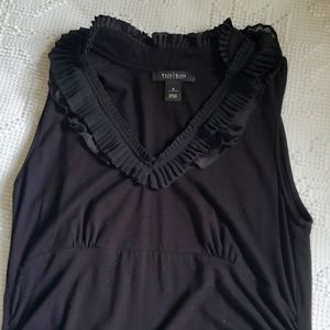 Black and white market Black sleeveless top
